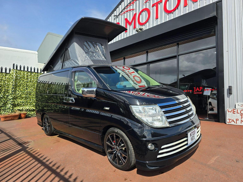 NISSAN ELGRAND