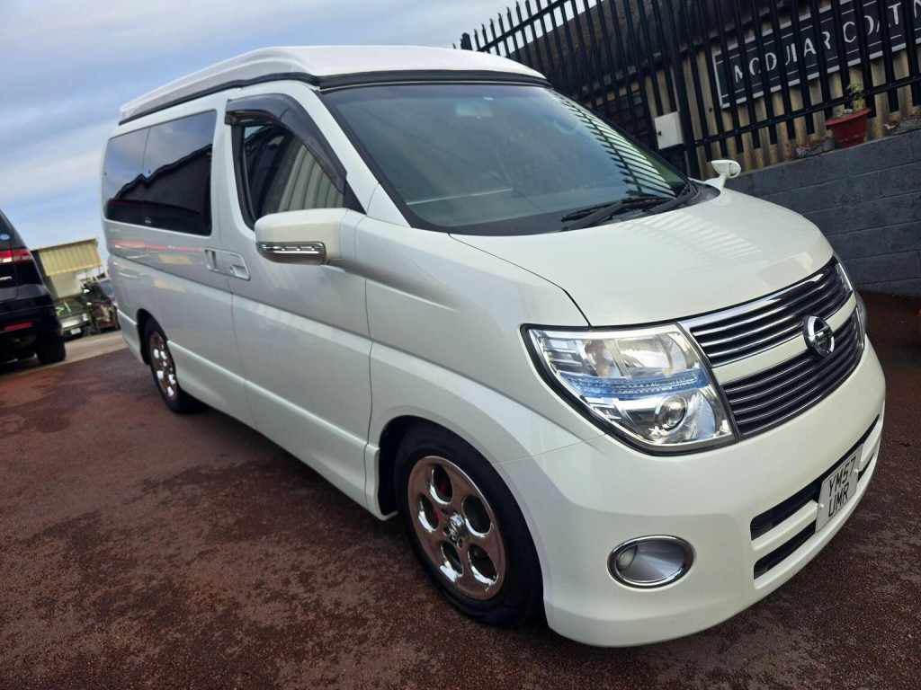 NISSAN ELGRAND