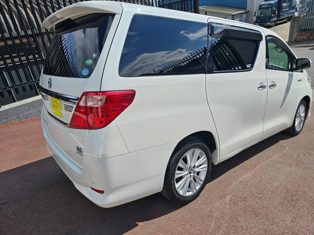 TOYOTA ALPHARD