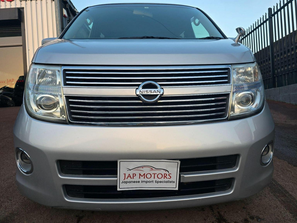 NISSAN ELGRAND