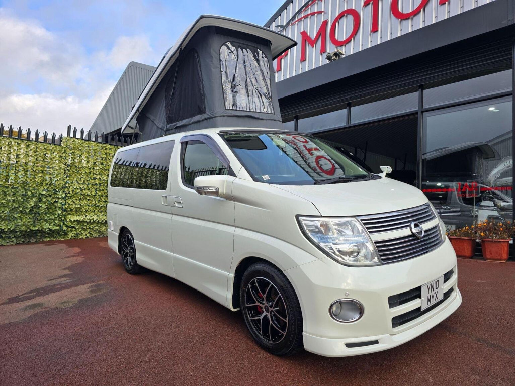 NISSAN ELGRAND