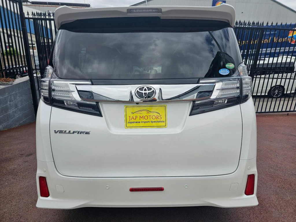 TOYOTA VELLFIRE