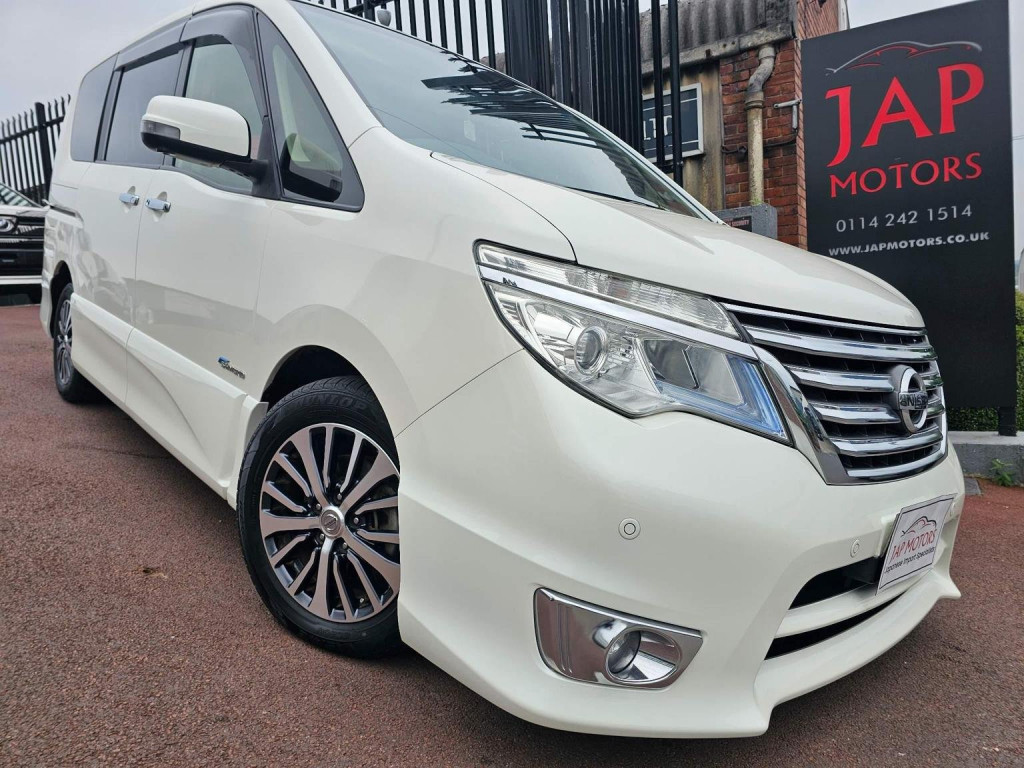 NISSAN SERENA
