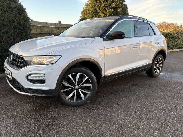 VOLKSWAGEN T-ROC