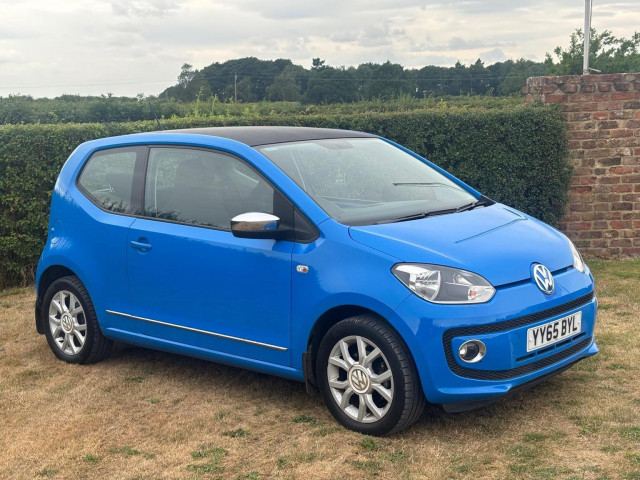 VOLKSWAGEN UP