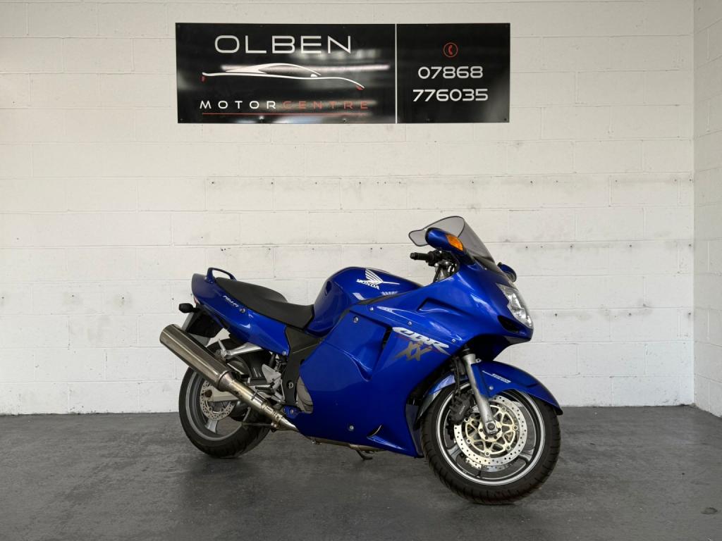 HONDA CBR1100XX Super Blackbird