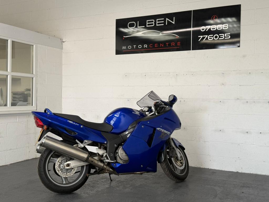 HONDA CBR1100XX Super Blackbird