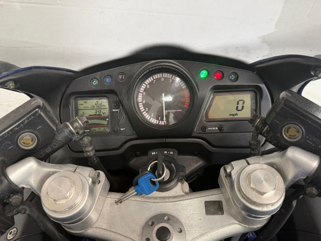 HONDA CBR1100XX Super Blackbird