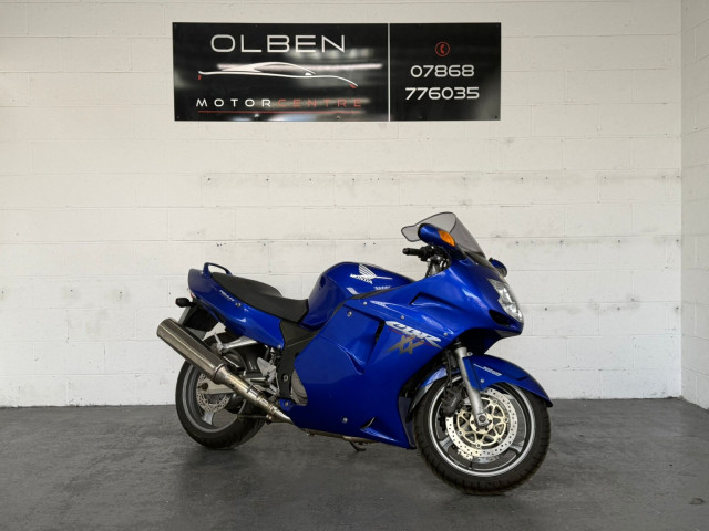 HONDA CBR1100XX Super Blackbird 