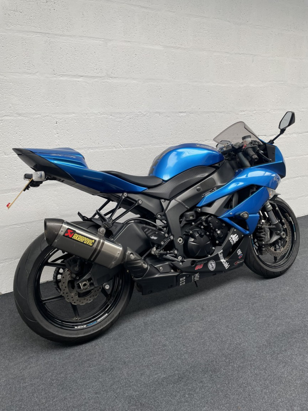 KAWASAKI NINJA ZX-6R