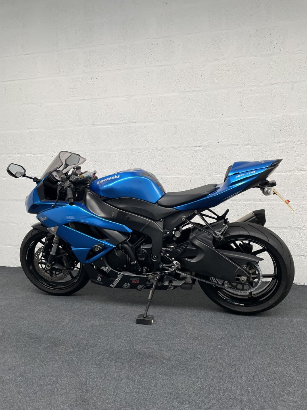 KAWASAKI NINJA ZX-6R