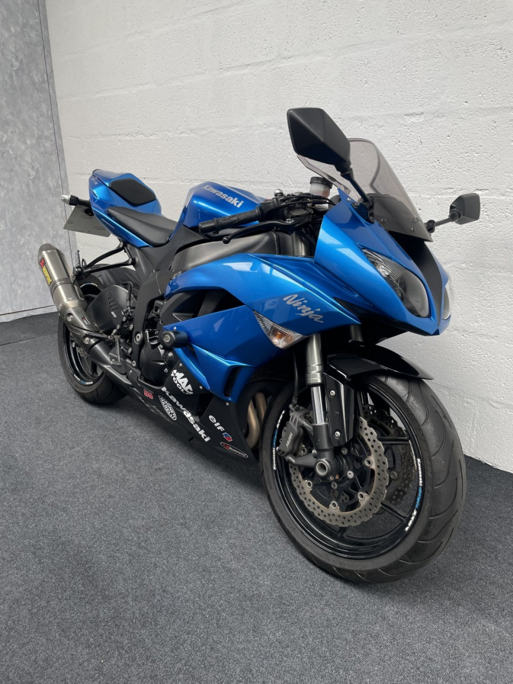 KAWASAKI NINJA ZX-6R