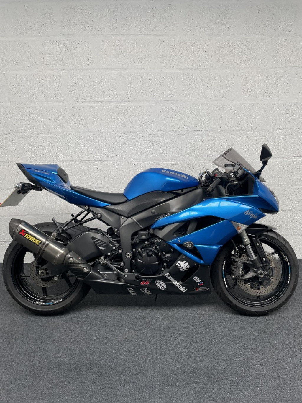 KAWASAKI NINJA ZX-6R