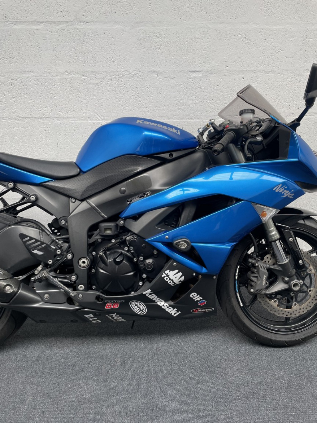 KAWASAKI NINJA ZX-6R