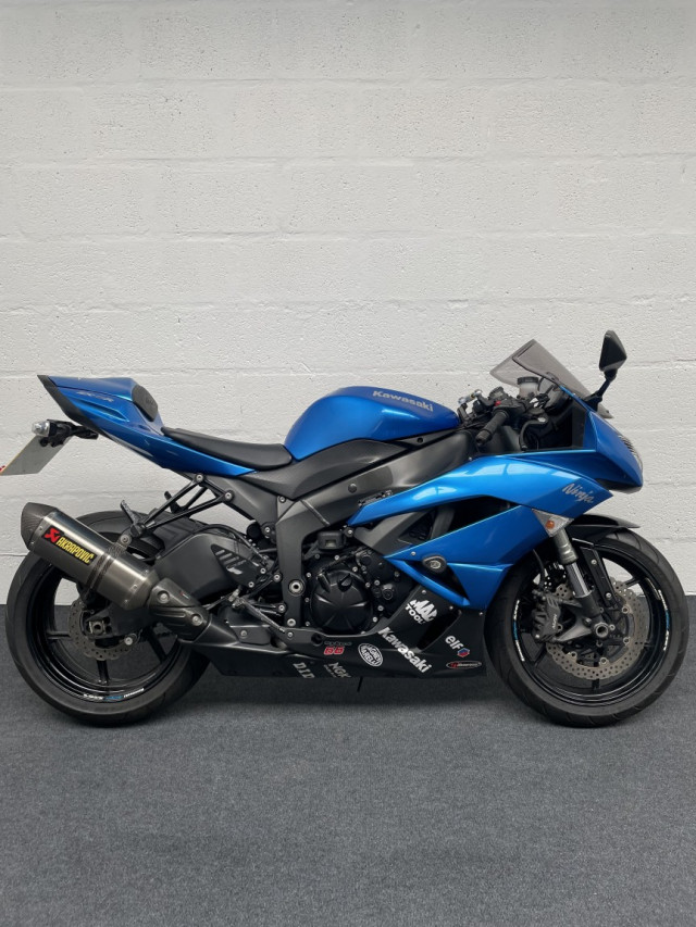 KAWASAKI NINJA ZX-6R 