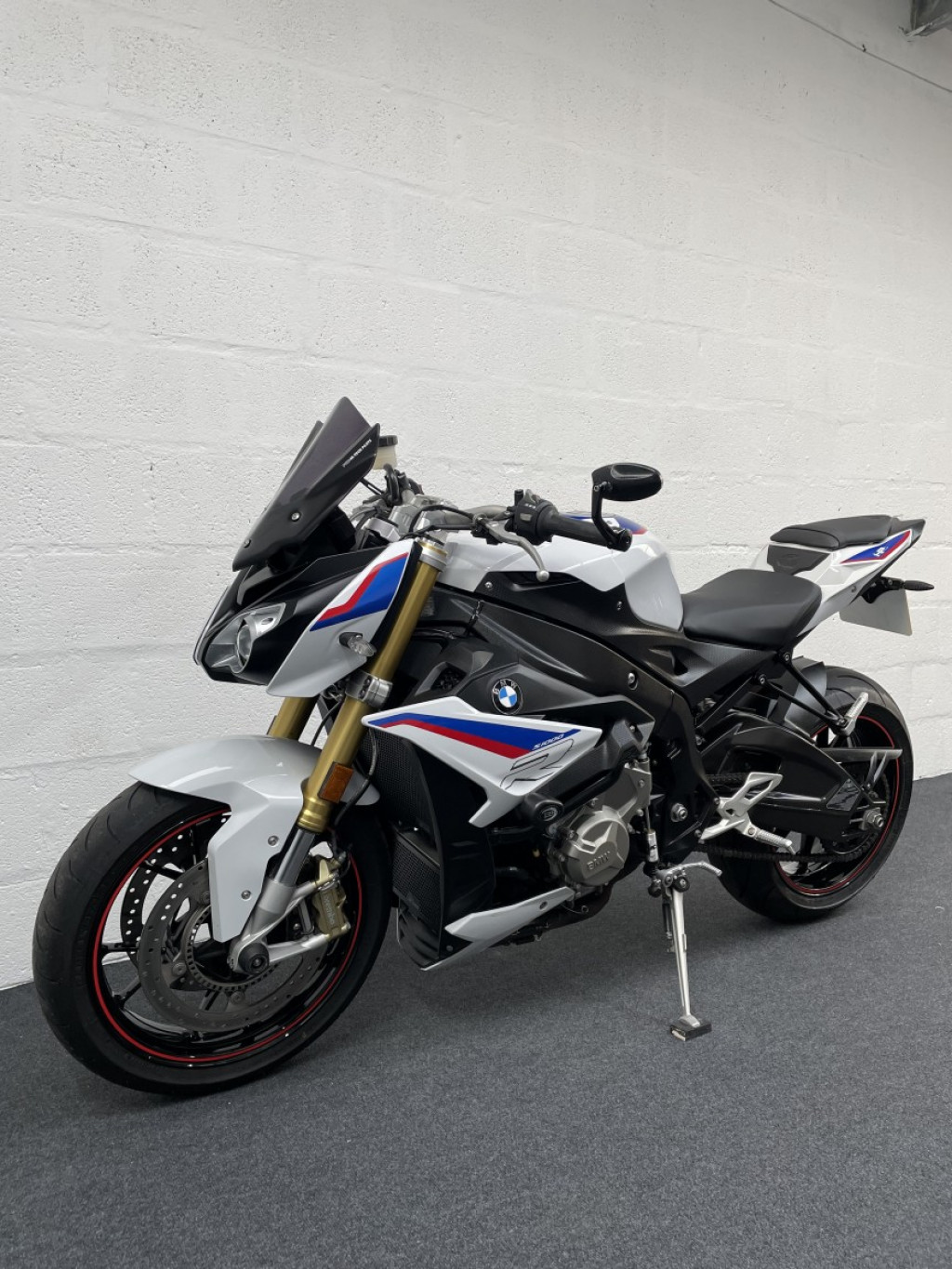 BMW S1000R