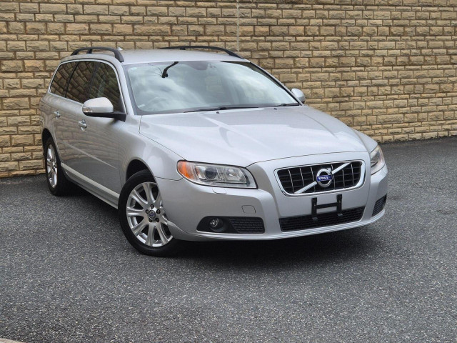 VOLVO V70 2.0 T5 SE Lux Powershift Euro 5 5dr