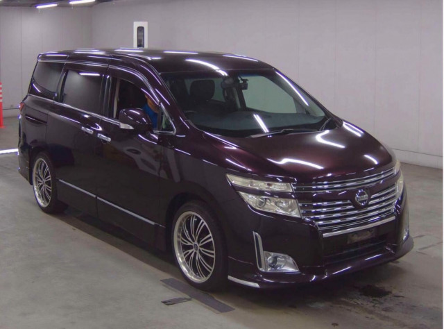 NISSAN ELGRAND 2500 HIGHWAY PETROL AUTO 7 SEATS