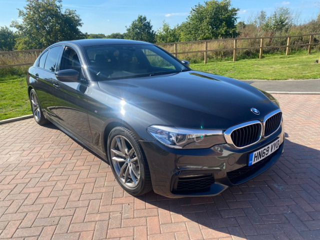 BMW 5 SERIES 2.0 520d M Sport Saloon