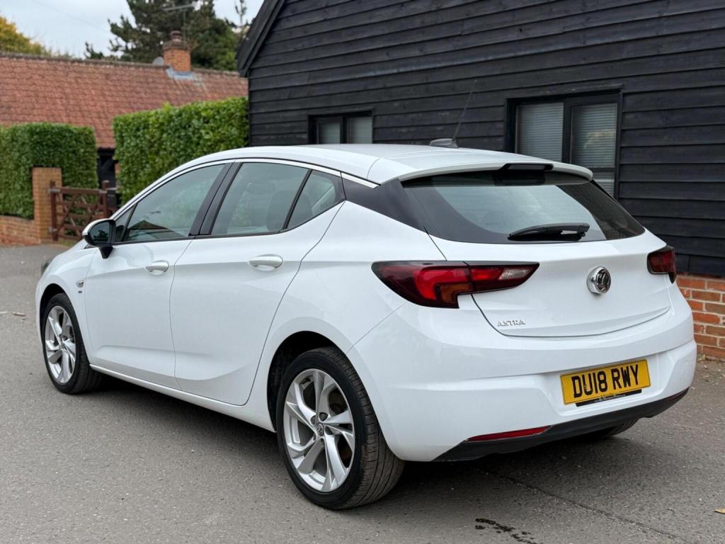 VAUXHALL ASTRA