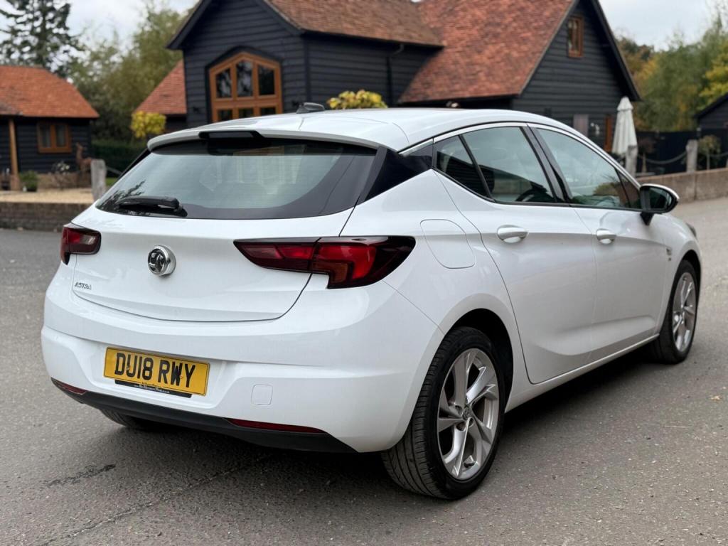 VAUXHALL ASTRA