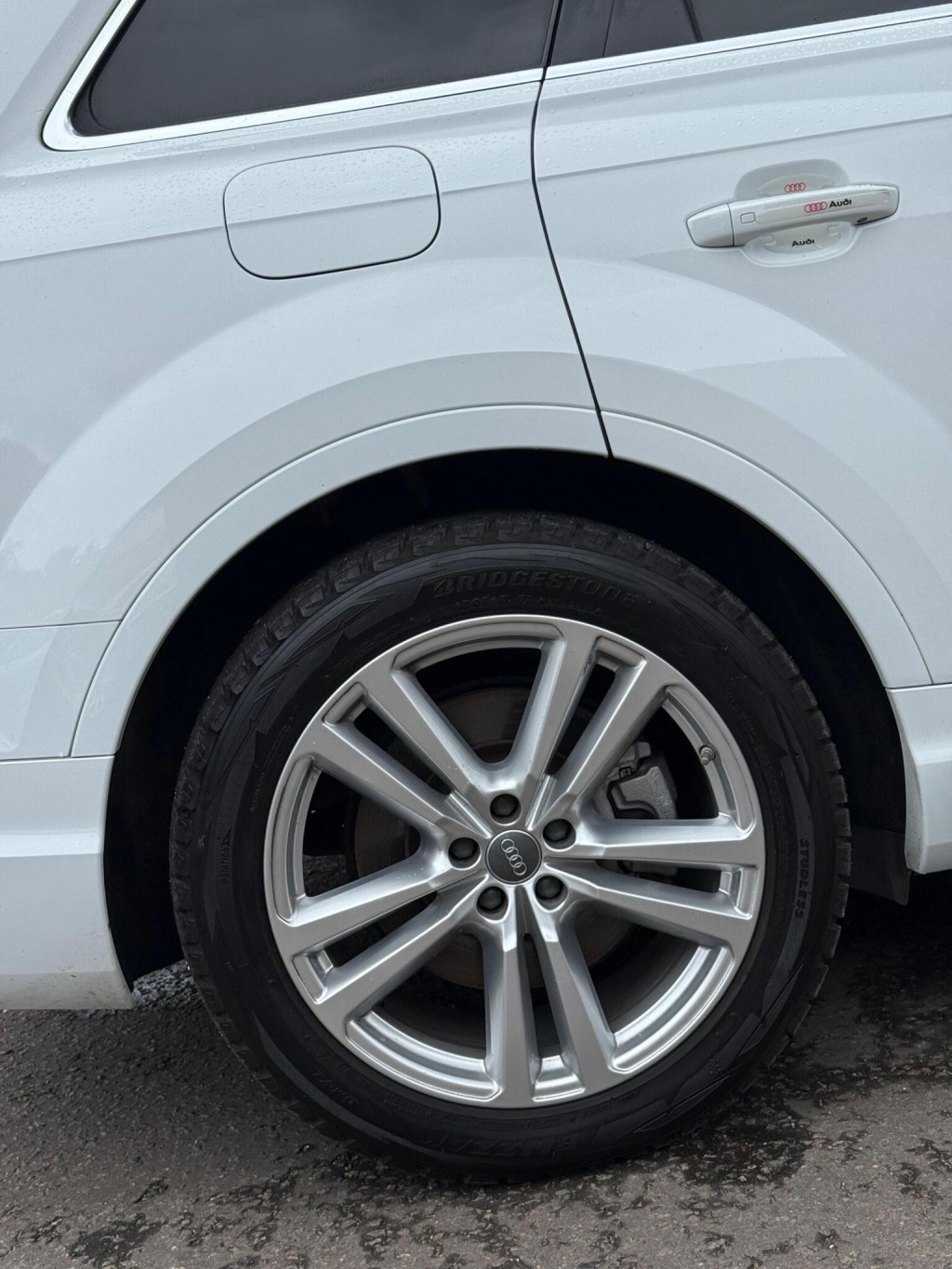 AUDI Q7