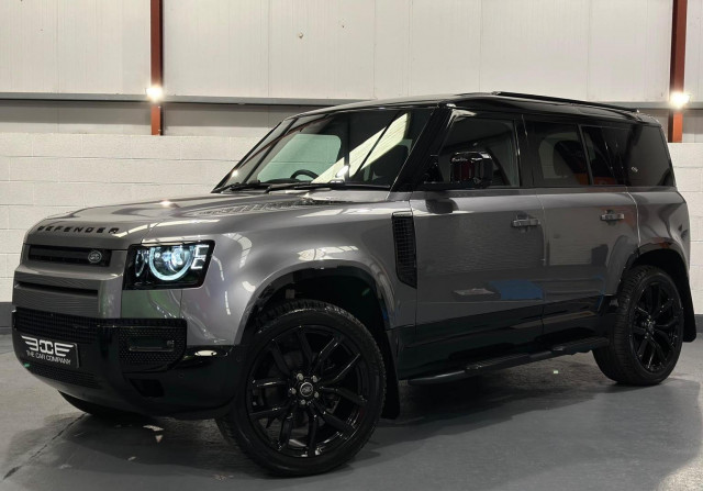 LAND ROVER DEFENDER 110