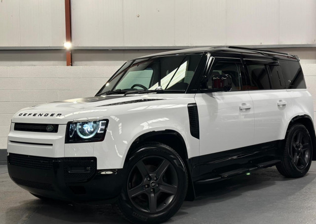 LAND ROVER DEFENDER 110
