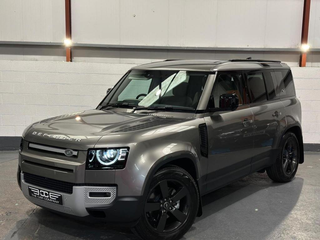 LAND ROVER DEFENDER 110