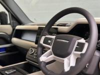 LAND ROVER DEFENDER 110