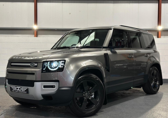 LAND ROVER DEFENDER 110