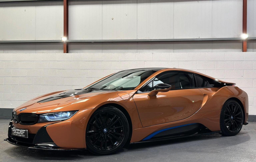BMW I8