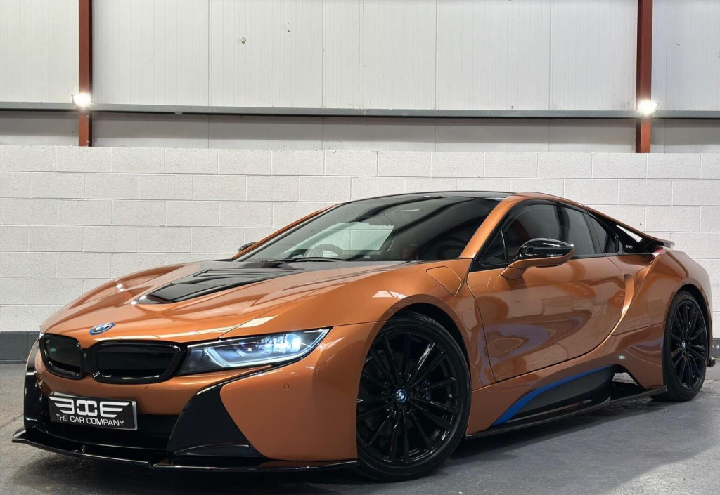 BMW I8