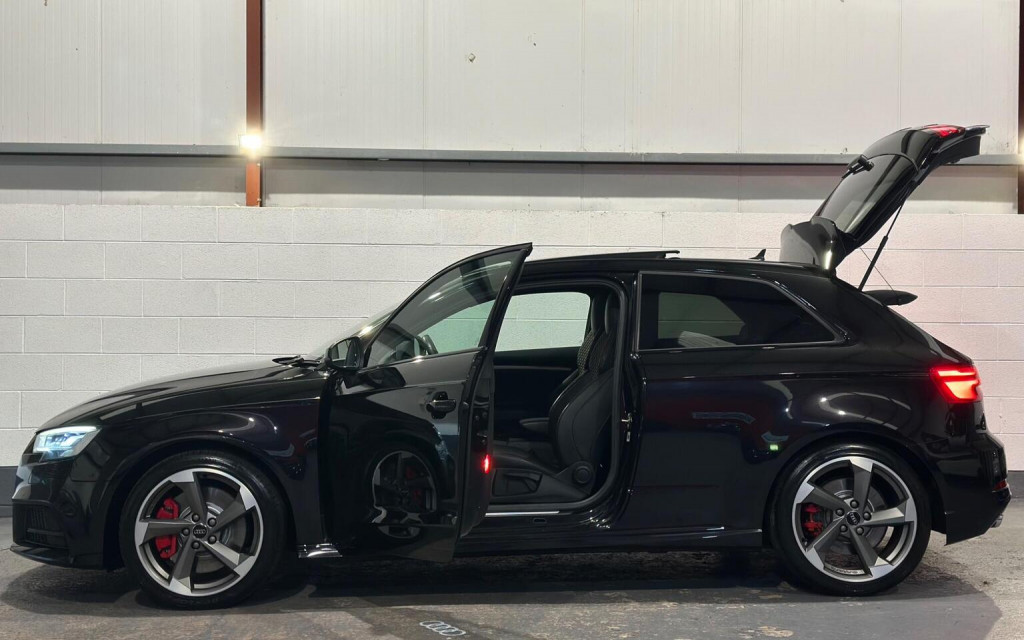 AUDI S3