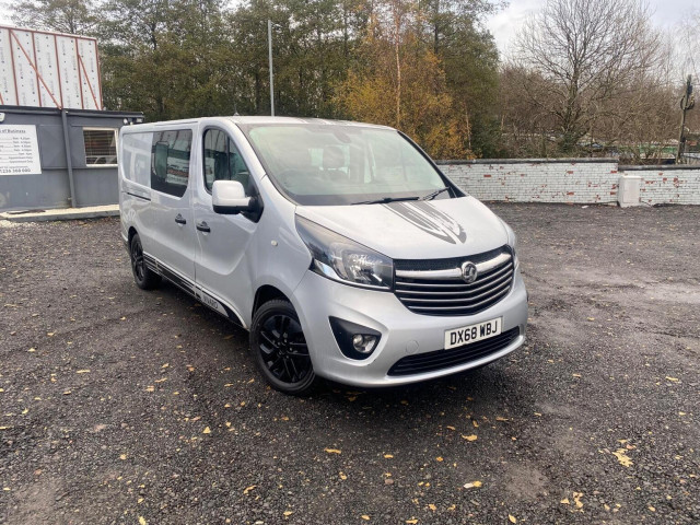 VAUXHALL VIVARO