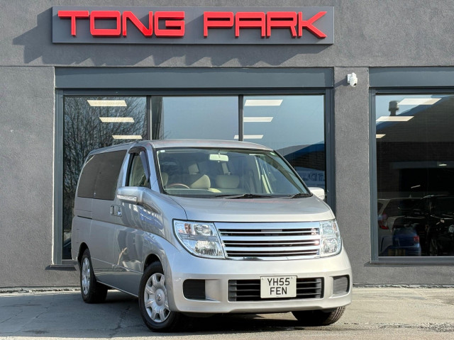 NISSAN ELGRAND