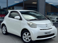 TOYOTA IQ