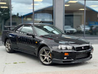 NISSAN SKYLINE