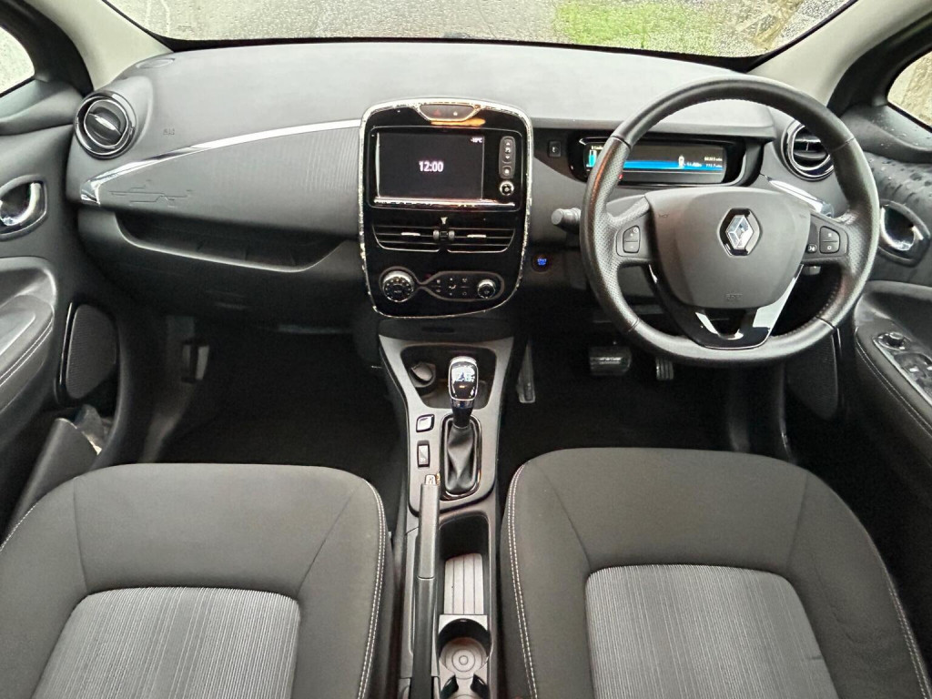 RENAULT ZOE