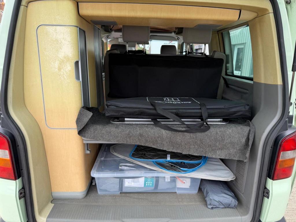 VOLKSWAGEN CAMPERVAN