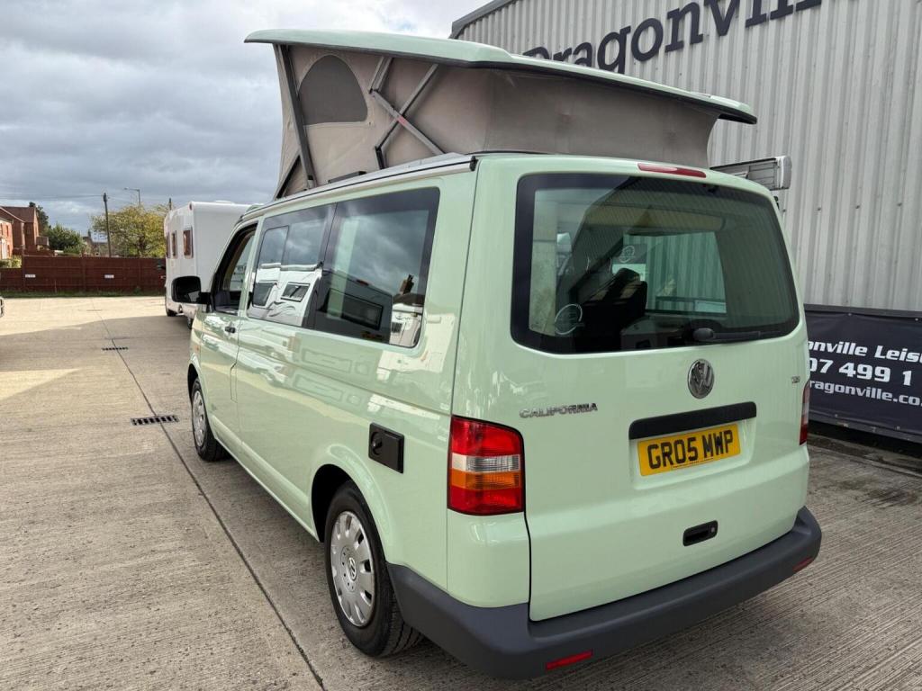 VOLKSWAGEN CAMPERVAN