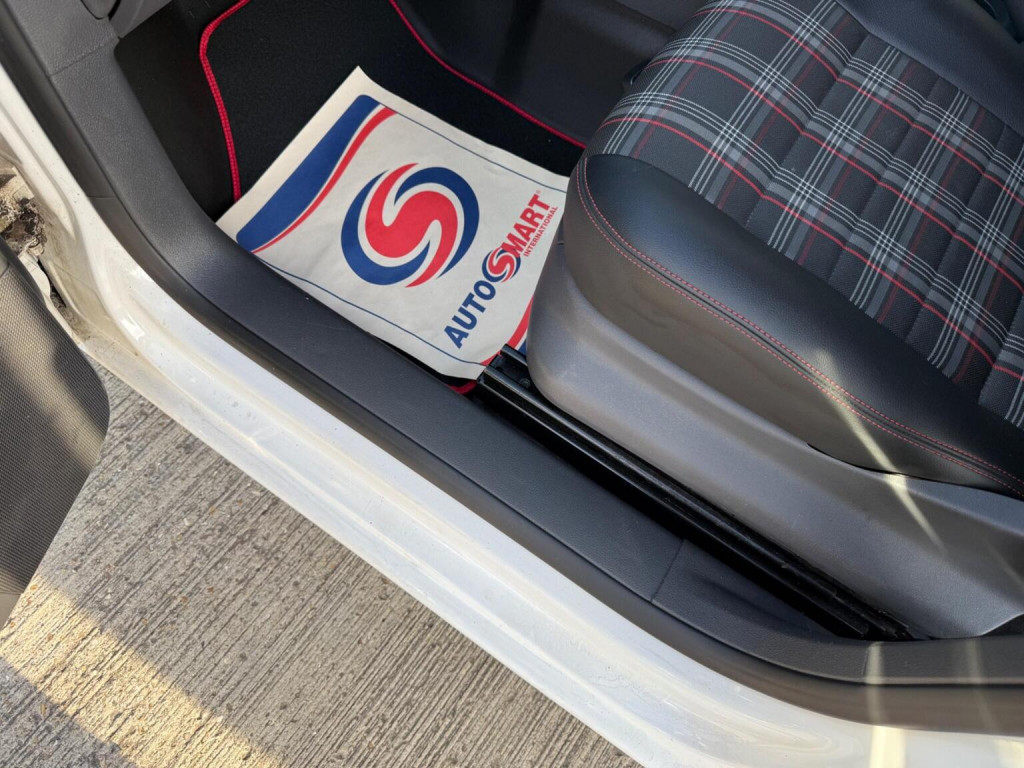 VOLKSWAGEN CADDY CAMPER