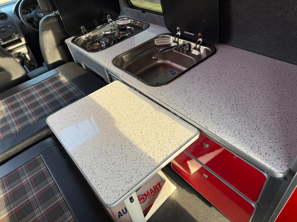 VOLKSWAGEN CADDY CAMPER