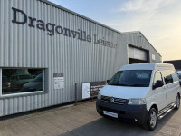 VOLKSWAGEN T5 CAMPERVAN