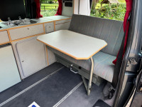 VOLKSWAGEN T5 CAMPERVAN