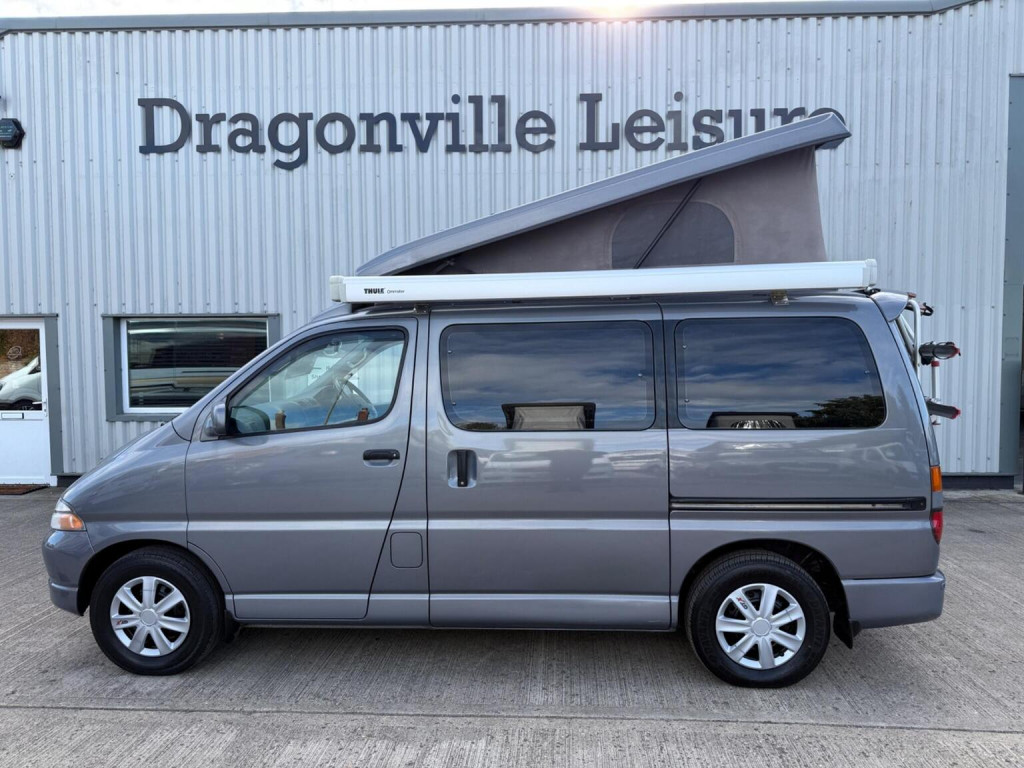 TOYOTA GRANVIA