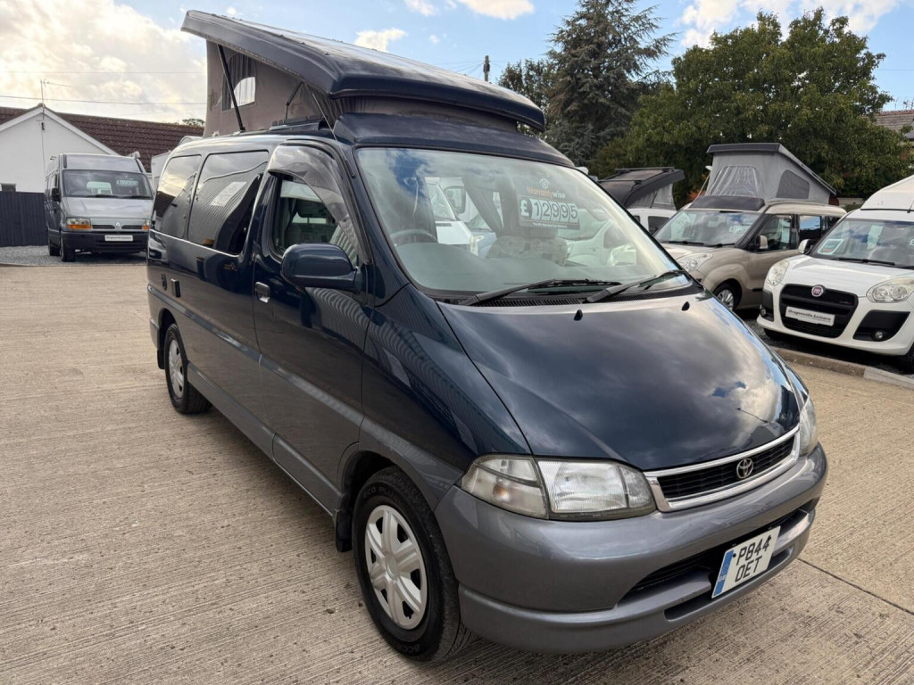 TOYOTA GRANVIA