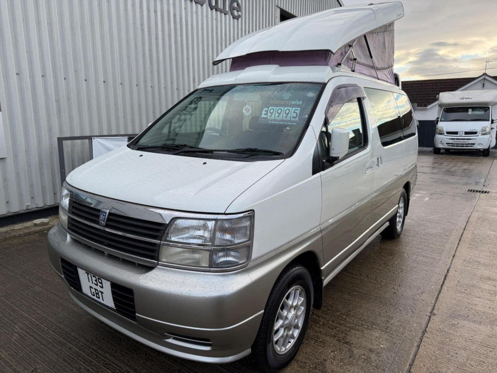 NISSAN ELGRAND