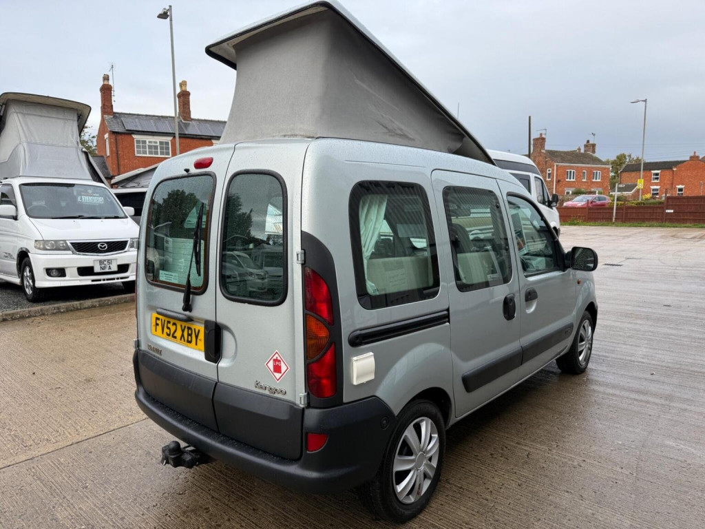 RENAULT ACROSS FREEDOM