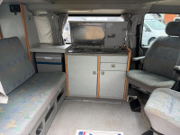 VOLKSWAGEN CAMPERVAN